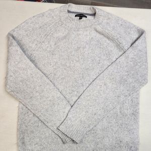 Soft Banana Republic sweater